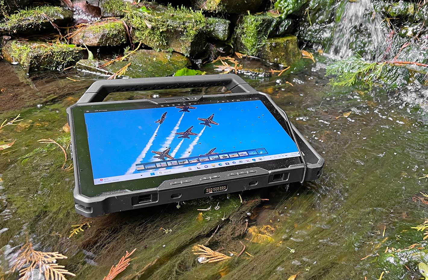 Rugged PC Review.com - Dell Latitude 7230 Rugged Extreme Tablet